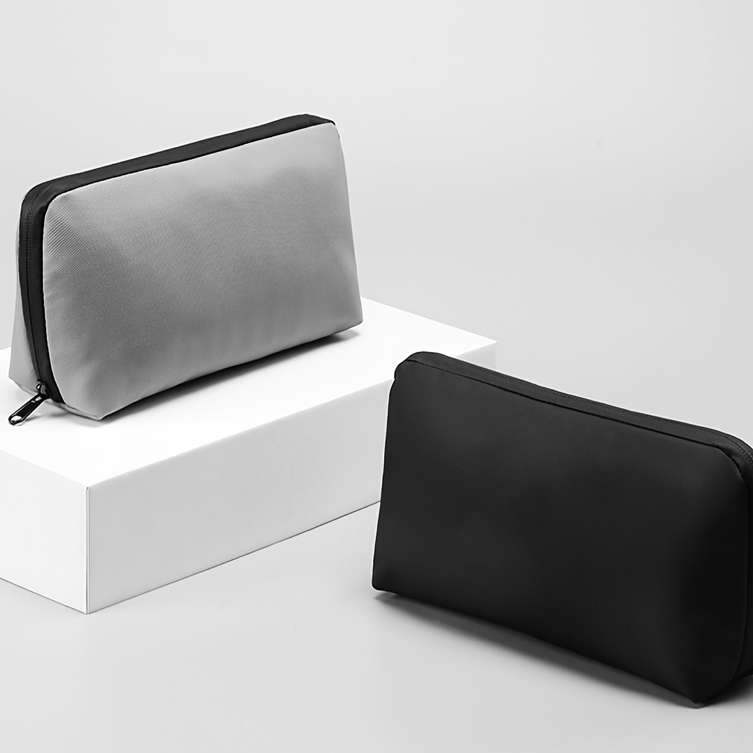 Compartment Tech Organizer Pou - огляд і ціна Tech Accessories Travel