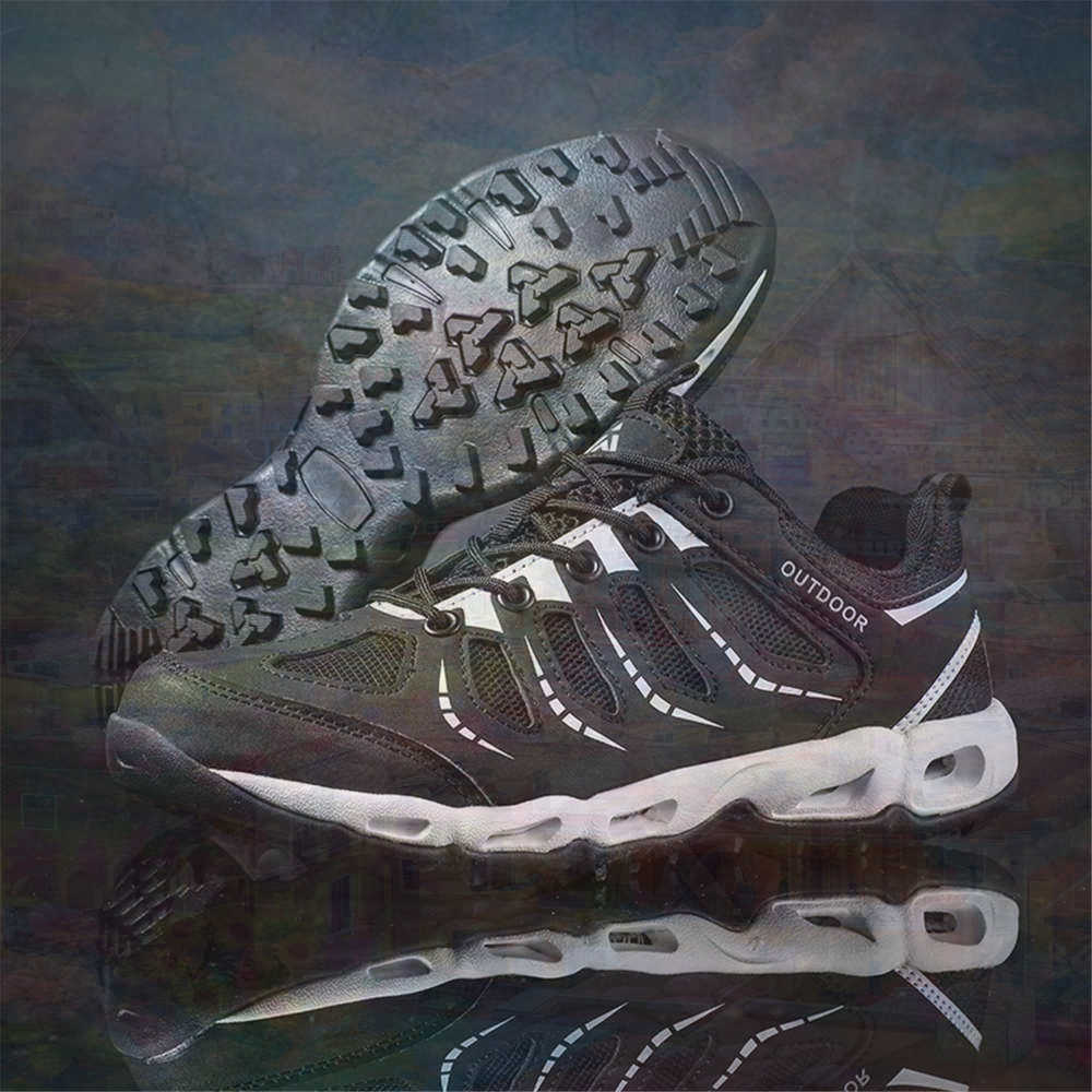 Sumer Round Tip Silver Sneaker - огляд і ціна Tech Accessories For Home Office