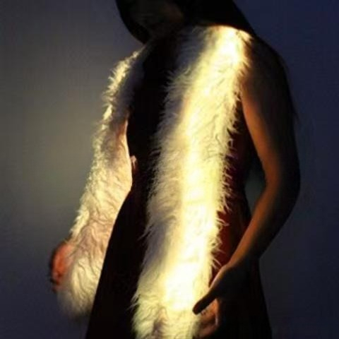 Glow The Dark LED Scarf Fluffy - огляд і ціна Tech Accessories For Christmas